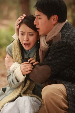 陈键锋安慰佟丽娅