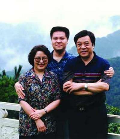 新闻中心 娱乐新闻 娱乐图片 正文  赵忠祥的妻子张美珠,曾是中国国际