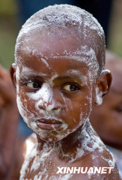 联合国儿童基金会称,地震后海地灾区大量儿童同家人失去联系,儿童找寻