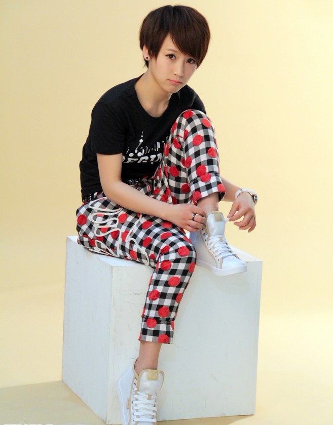 谢楠广告大片曝光玩转小清新