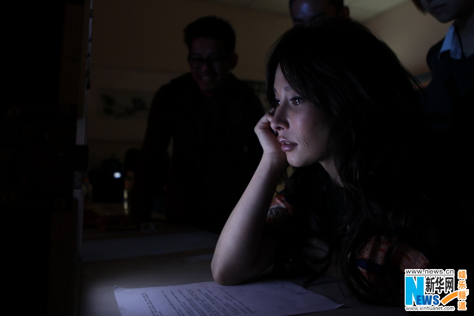 温岚拍《手印》mv感动泪崩