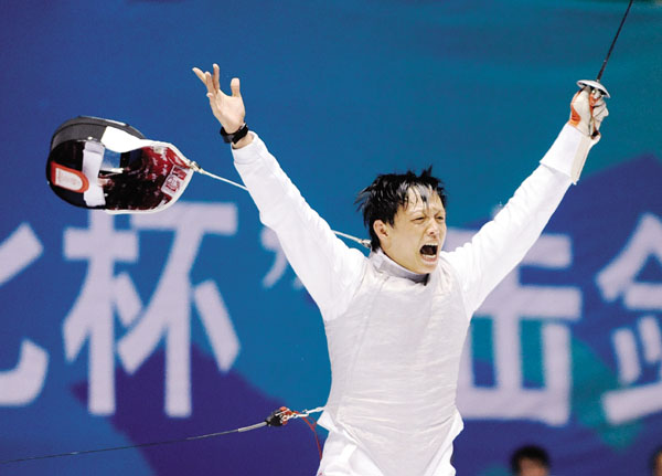 【十八大代表风采录】张亮亮:花剑老将的砥砺路