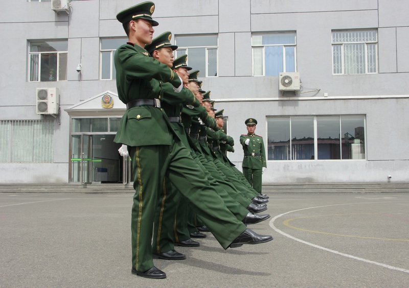武警内蒙古总队一支队三中队扎实开展条令月学习活动,强化官兵纪律