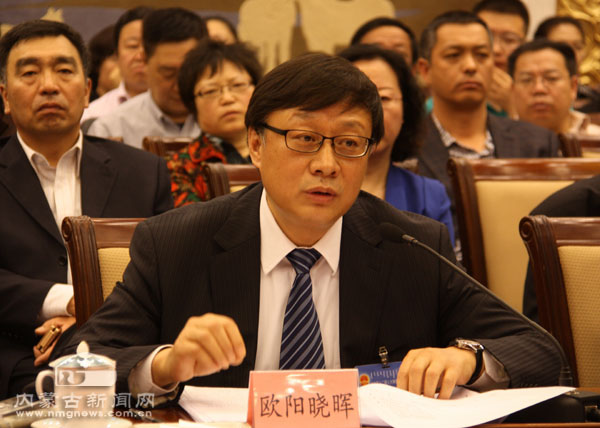 内蒙古人大常委会"八问"自治区卫计工作