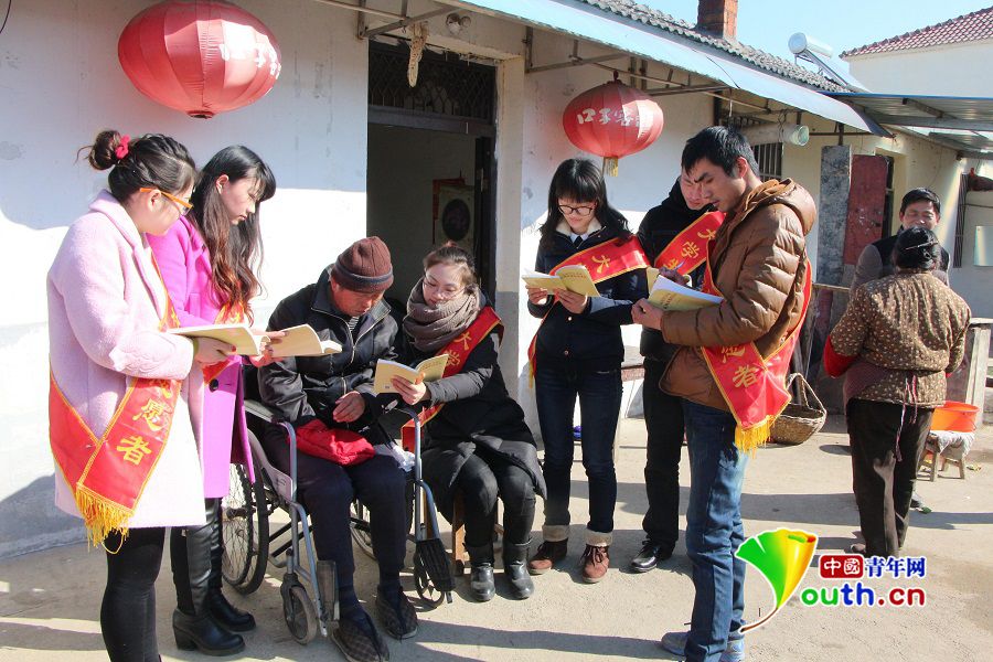 我的岗位我的年 看大学生村官如何过春节