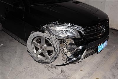 合川区一辆奔驰车肇事逃逸,被民警找到时,一女子自首,她的交代几乎