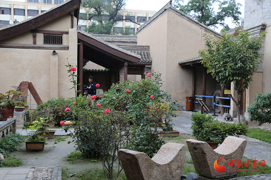 【一带一路看甘肃】全国百家网络媒体丝路行走进天水南宅子