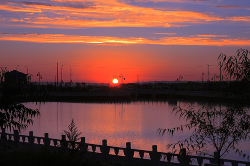 察右中旗科布尔镇被列为全国第三批特色景观旅游名镇示范