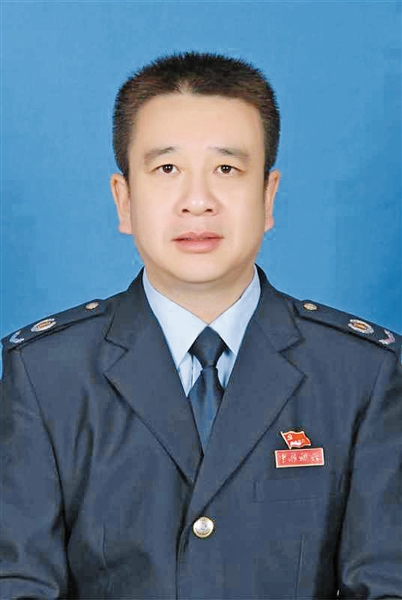 包头市石拐区地税局局长 贾云龙