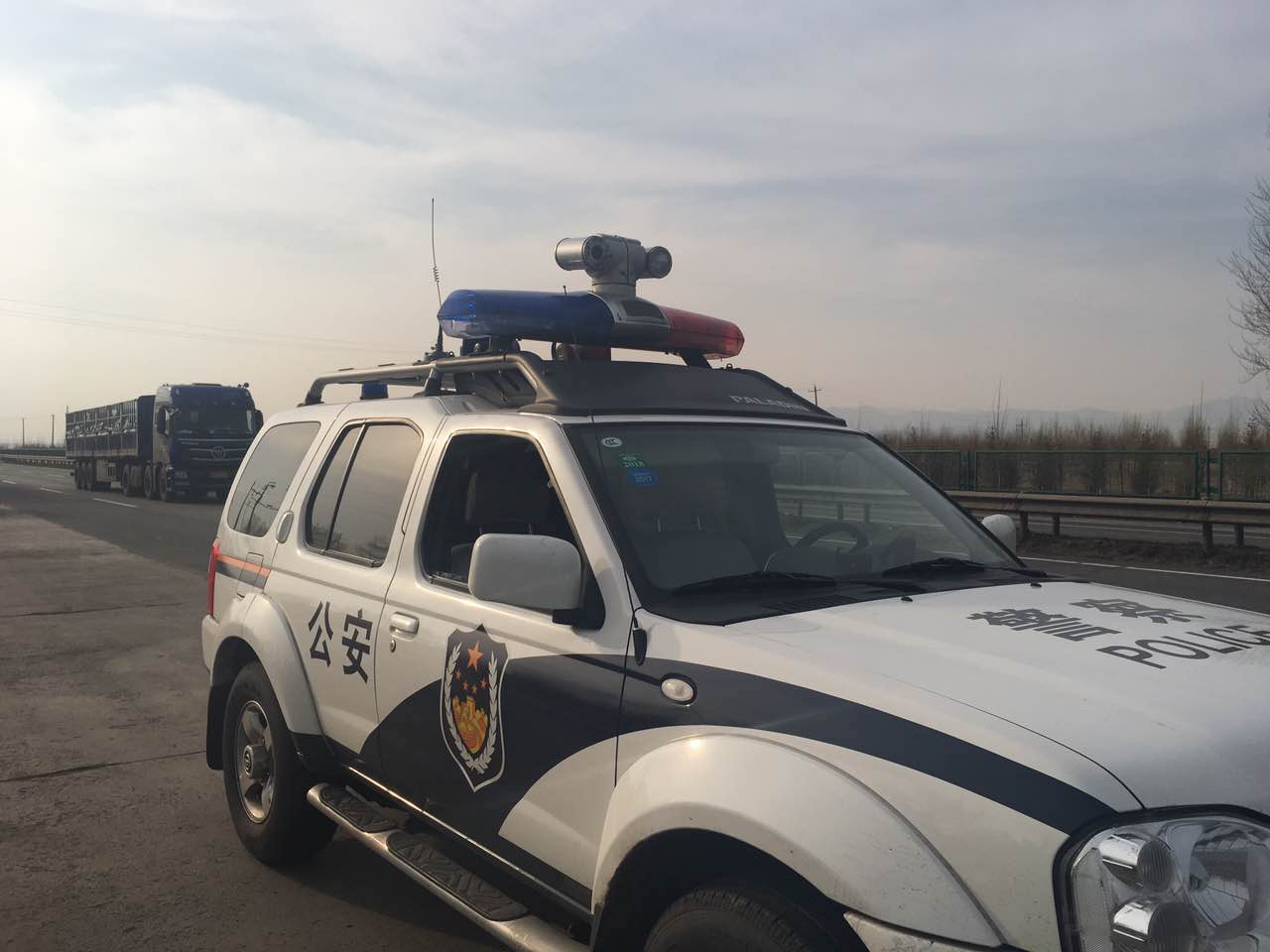 厉害了我们的交警!高科技警用装备打造新勤务模式