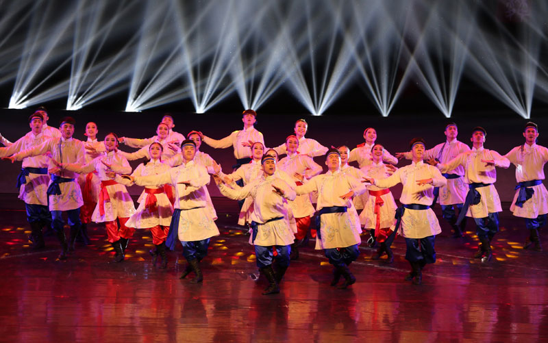 【现场】昭君文化节开幕 精彩民族舞蹈青城震撼上演