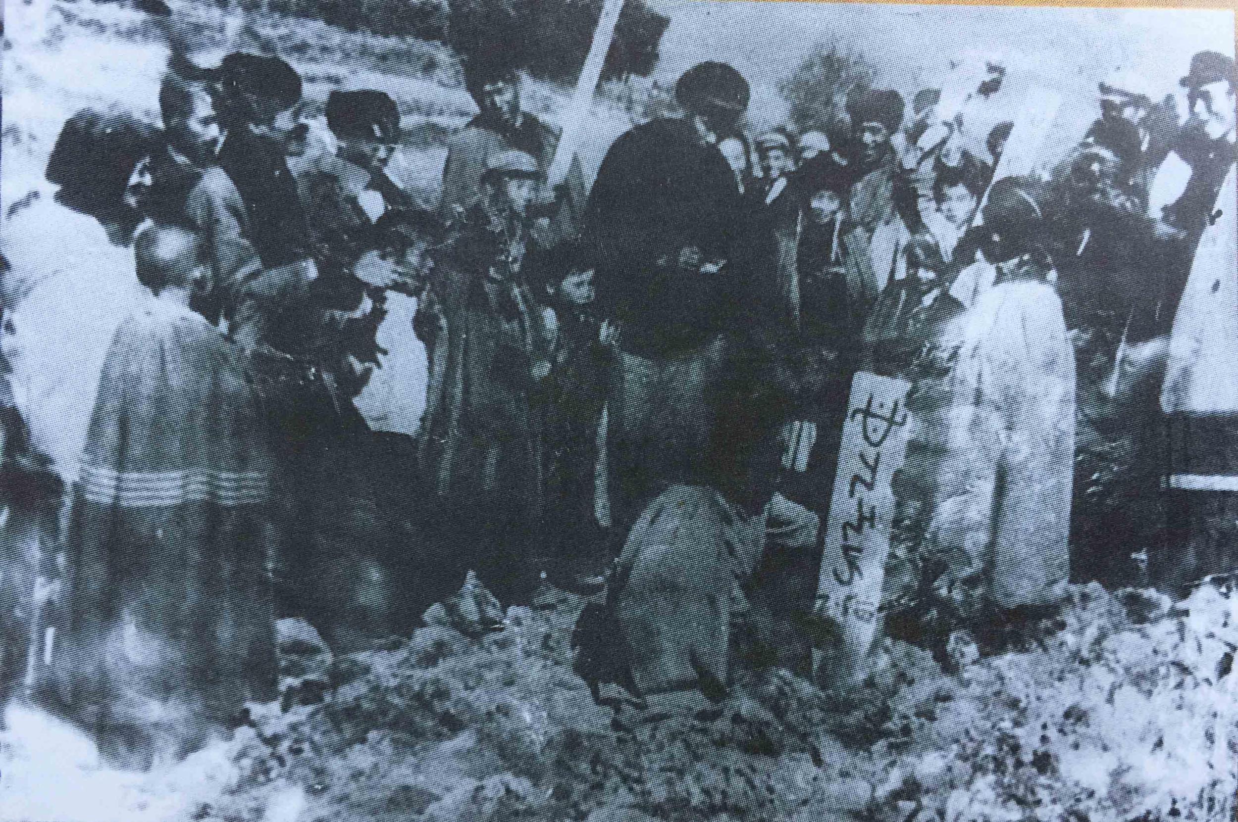 凉山民主改革分田地(来源:凉山州志)