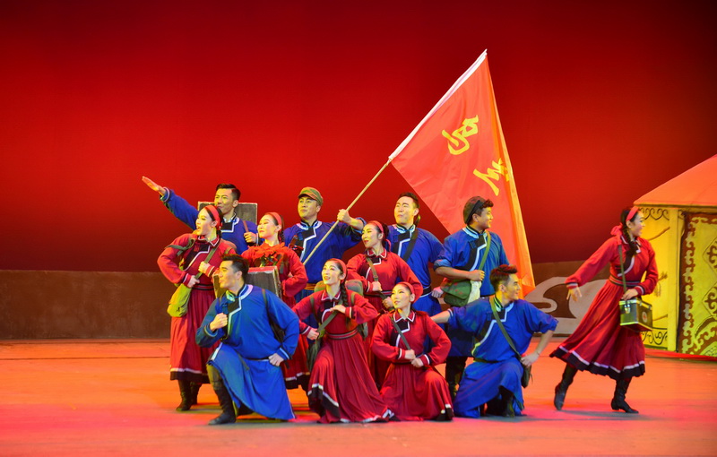 《红色文艺轻骑兵》乌兰牧骑建立60周年精品节目精彩上演