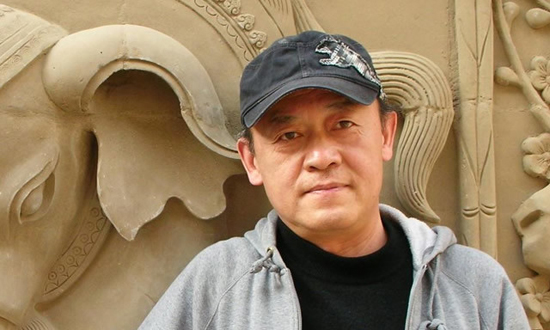 内蒙古作家鲍尔吉·原野荣获鲁迅文学奖