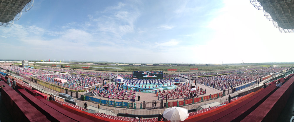 万人刺绣培训大会