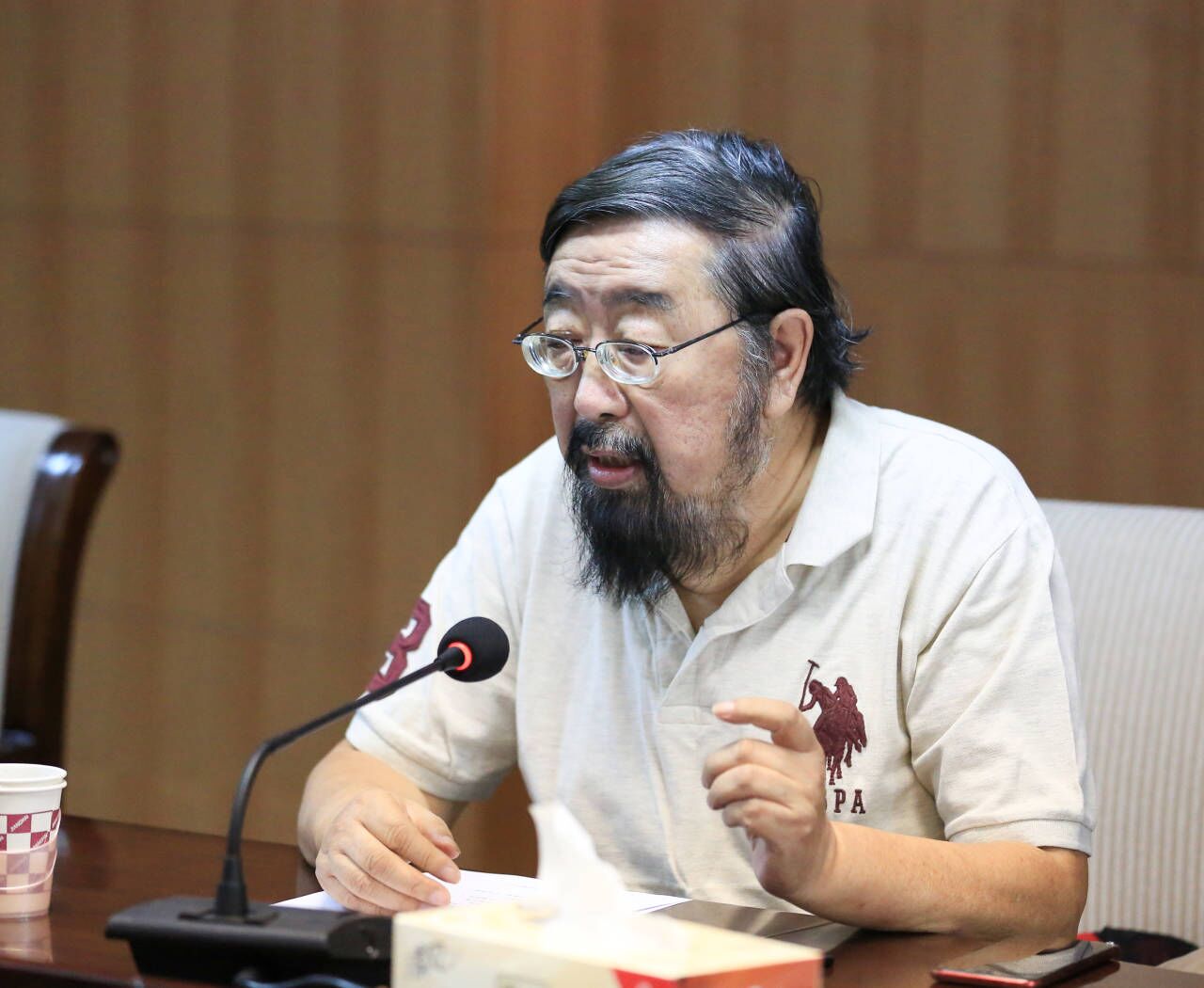 内蒙古自治区档案馆举行王新民导演影视创作档案捐赠仪式