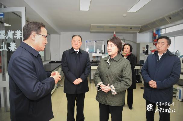 布小林在自治区综合疾病预防控制中心调研时强调 全力保障人民群众