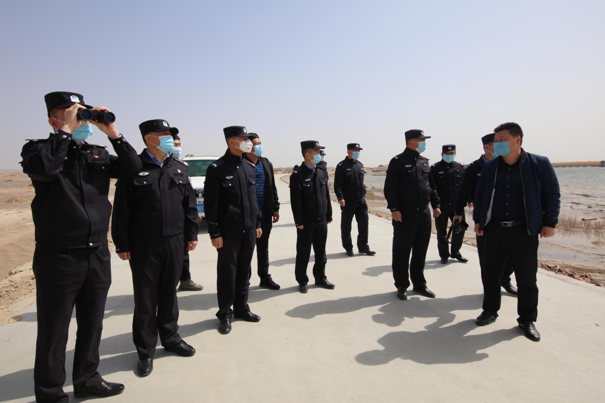 策克出入境边防检查站,额济纳旗公安局,额济纳旗湿地保护执法大队共同