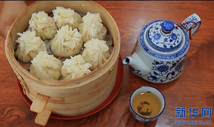 舌尖上的青城味道来二两烧麦