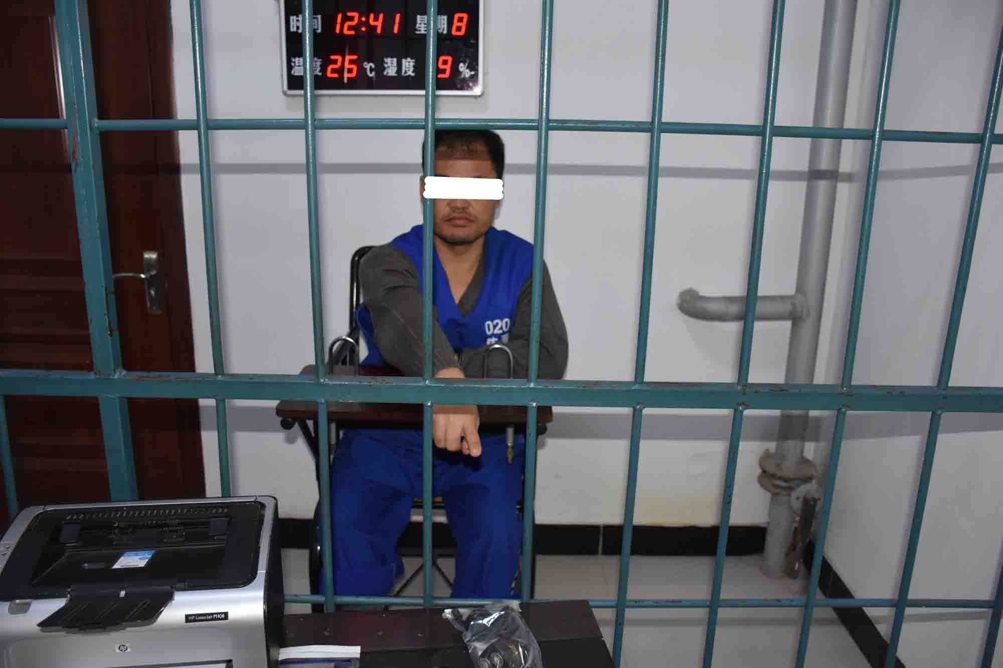 偷手机又偷微信钱包 一男子因贪财终被抓