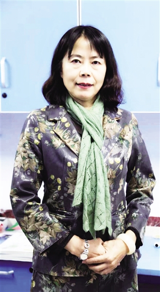 内蒙古新闻网 新闻中心 要闻 人物  采访中,李静老师谈起自己的教学