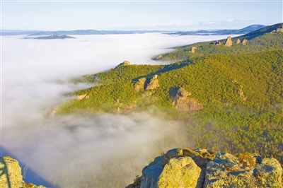 喇嘛山雲海-北國風光-內蒙古新聞網