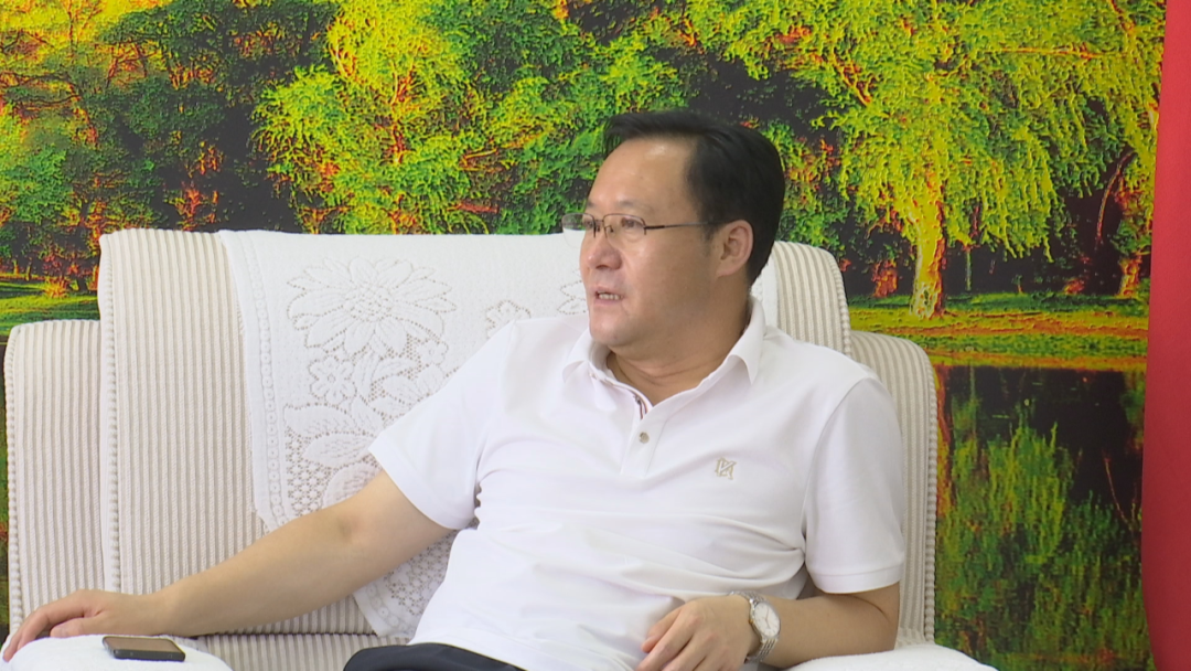 王旺盛与锦国投大连发展有限公司董事长刘辉座谈