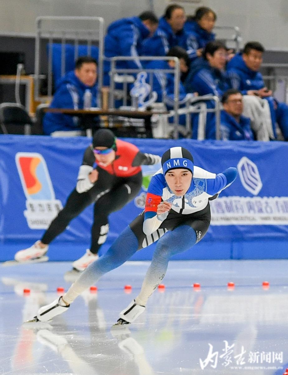 十四冬韩梅夺得3000米速滑金牌