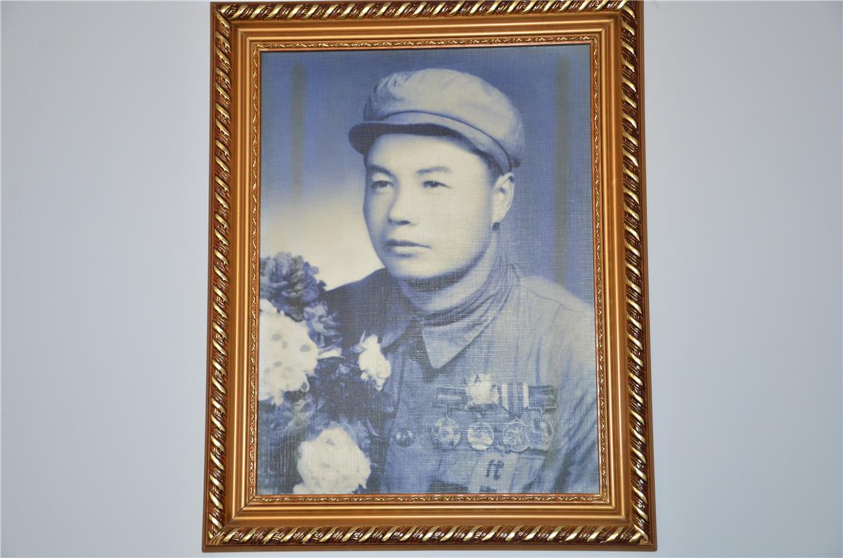 俘敌63名的孤胆英雄刘光子