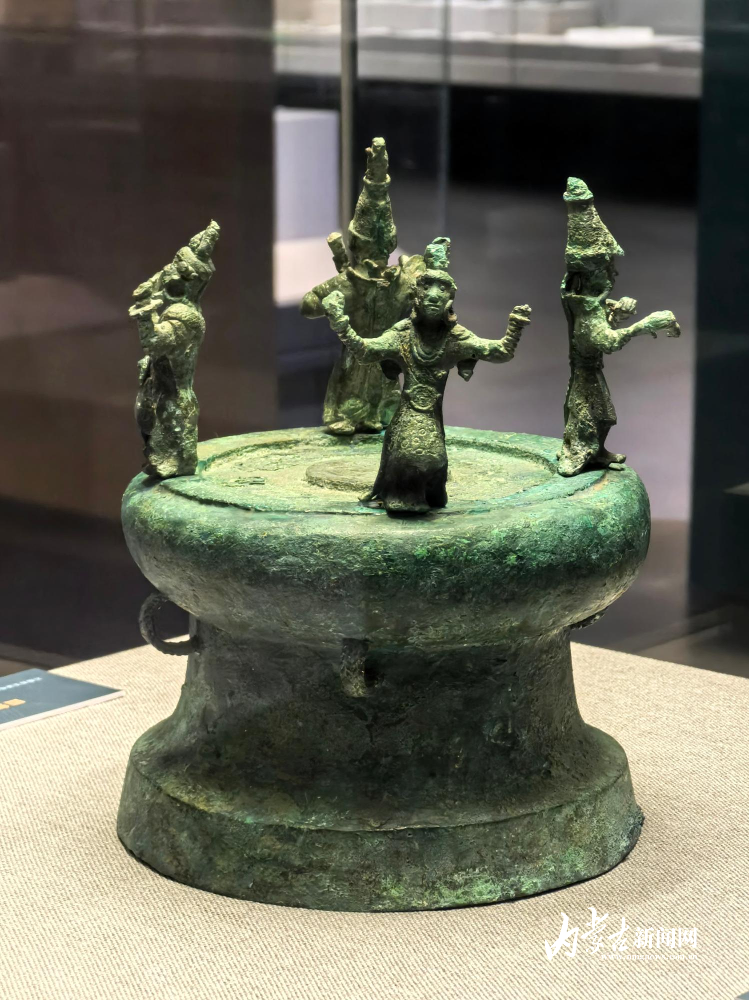 —古滇国青铜文化展"亮相内蒙古博物院