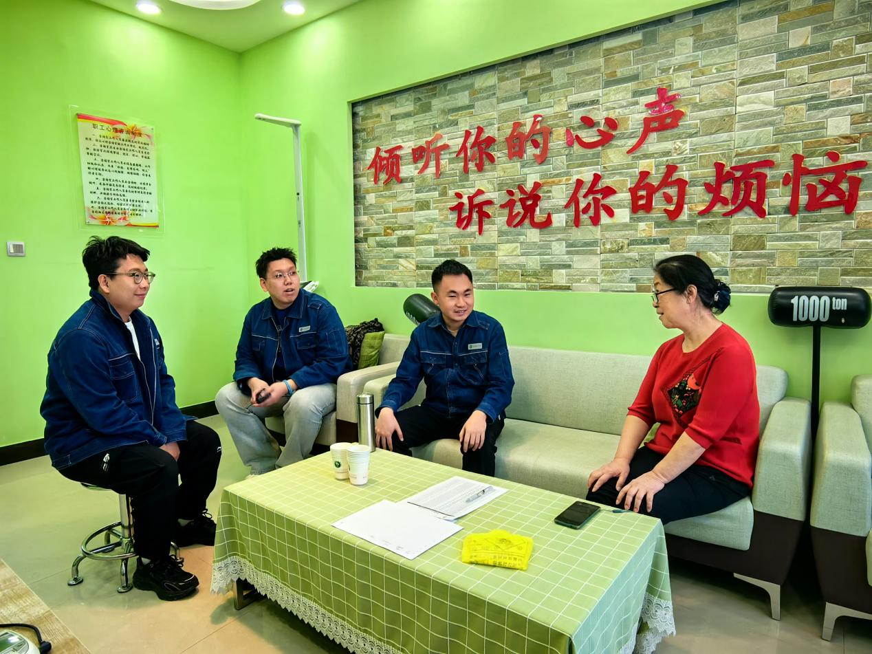 内蒙古电力集团锡林郭勒镶黄旗供电公司职工健康关怀行动正式启动