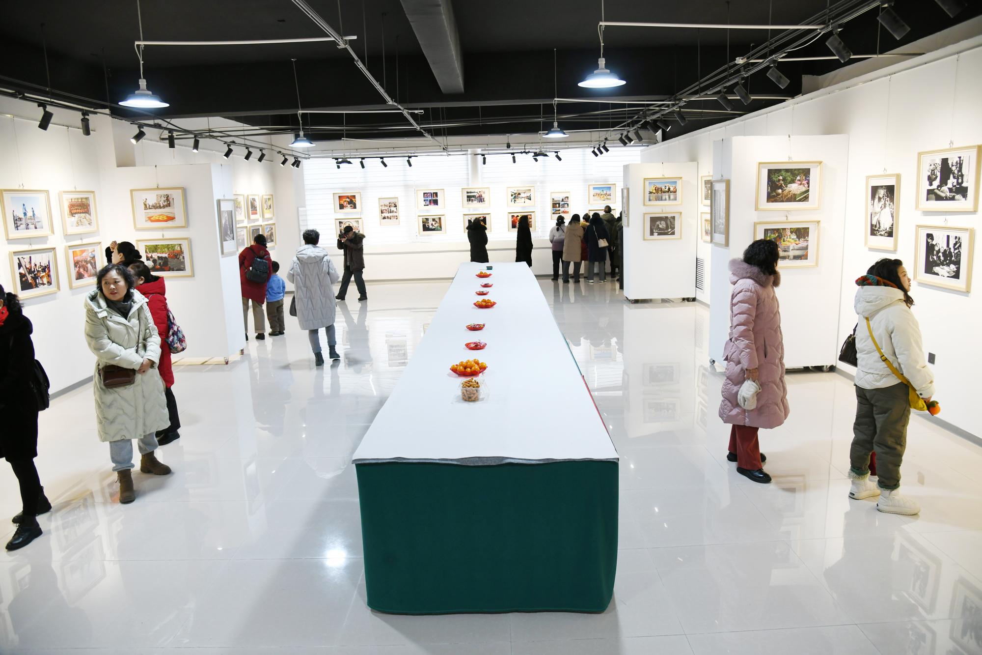 集宁区第四十四届"虎山春"群众文化系列活动之摄影展开展